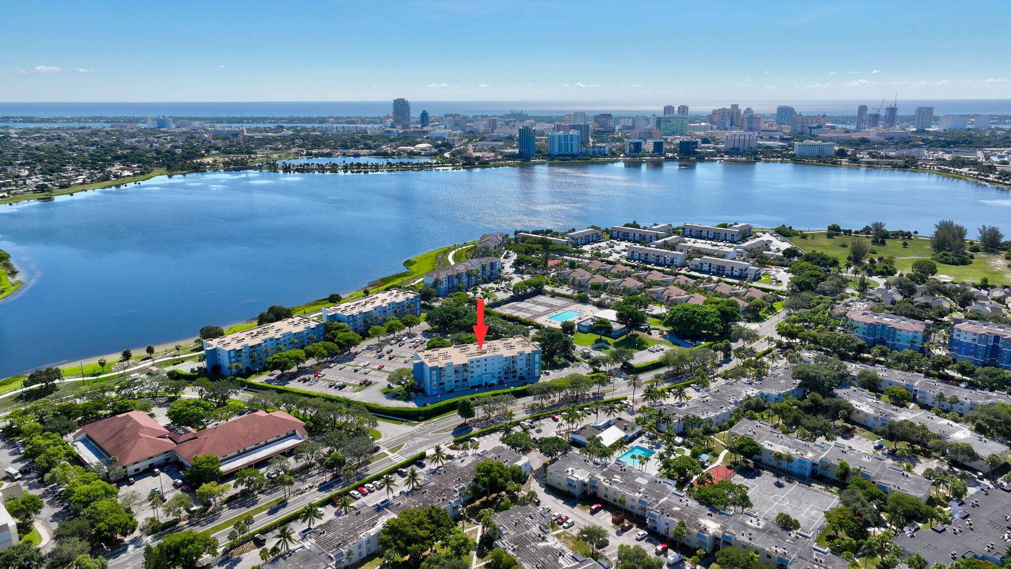 Exceptional investor opportunity in the heart of West Palm Beach !