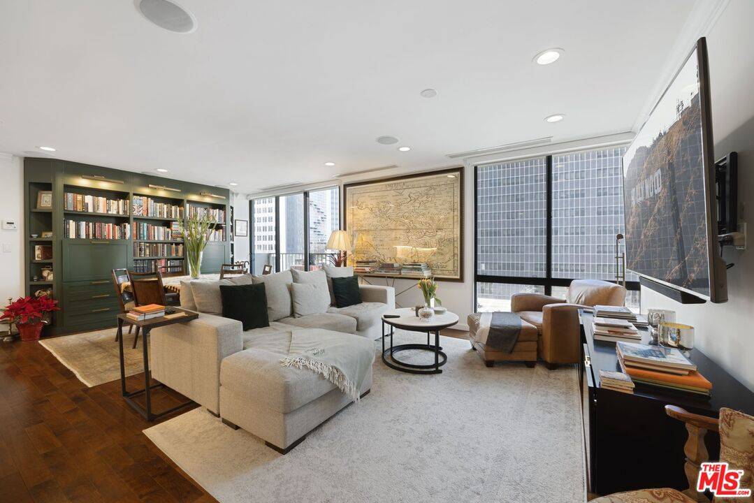 2160  Century Park East 2BR Beverlywood La