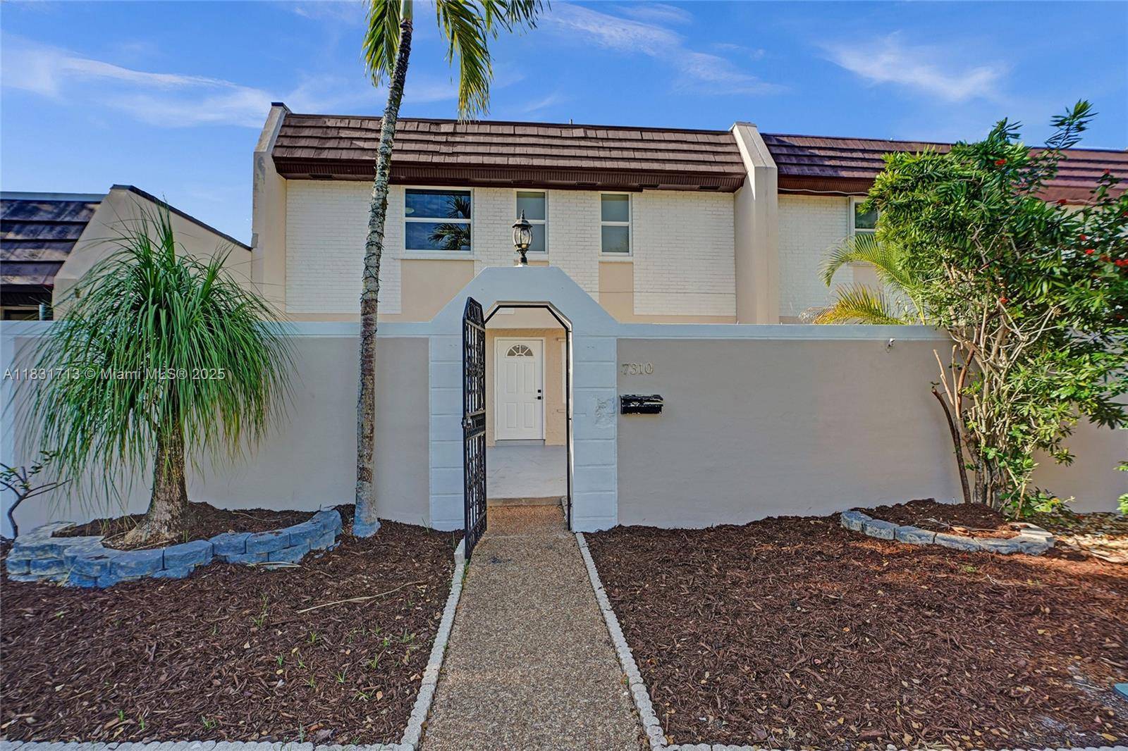 Welcome to this spacious 3 bed, 2.