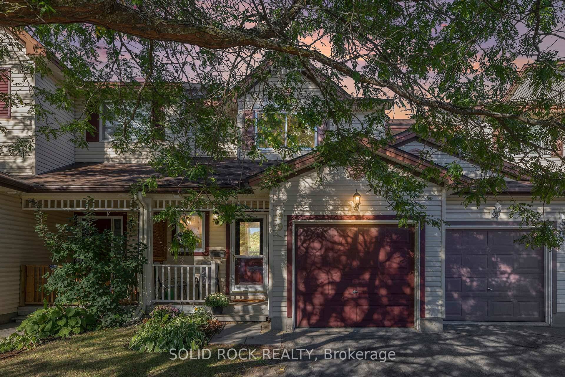 OPEN HOUSE Sunday, Sep 7th from 2 4pm Welcome to 99 Crampton an immaculately clean and tastefully updated freehold townhome in the growing community of Carleton Place a rare find ...
