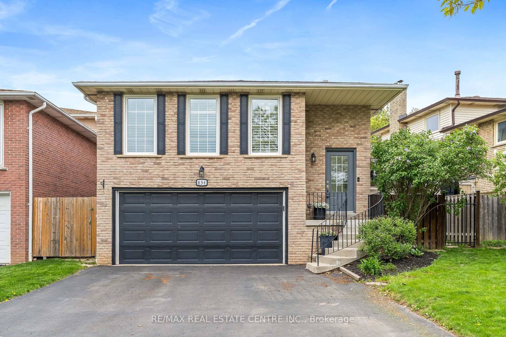 In the desirable Timberlea area of Milton, you will uncover this fabulous home presenting five levels of living space designed with family and entertaining in mind.