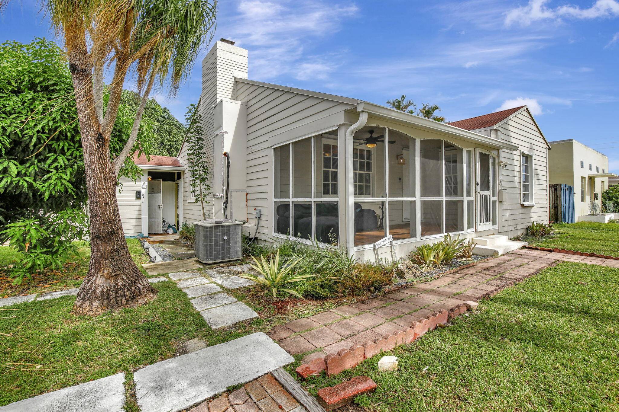 Showings Available on Tuesday Wednesday Sept.