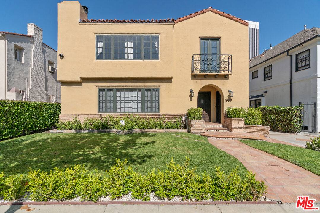 809  S Stanley Ave 6BR Hancock Park La