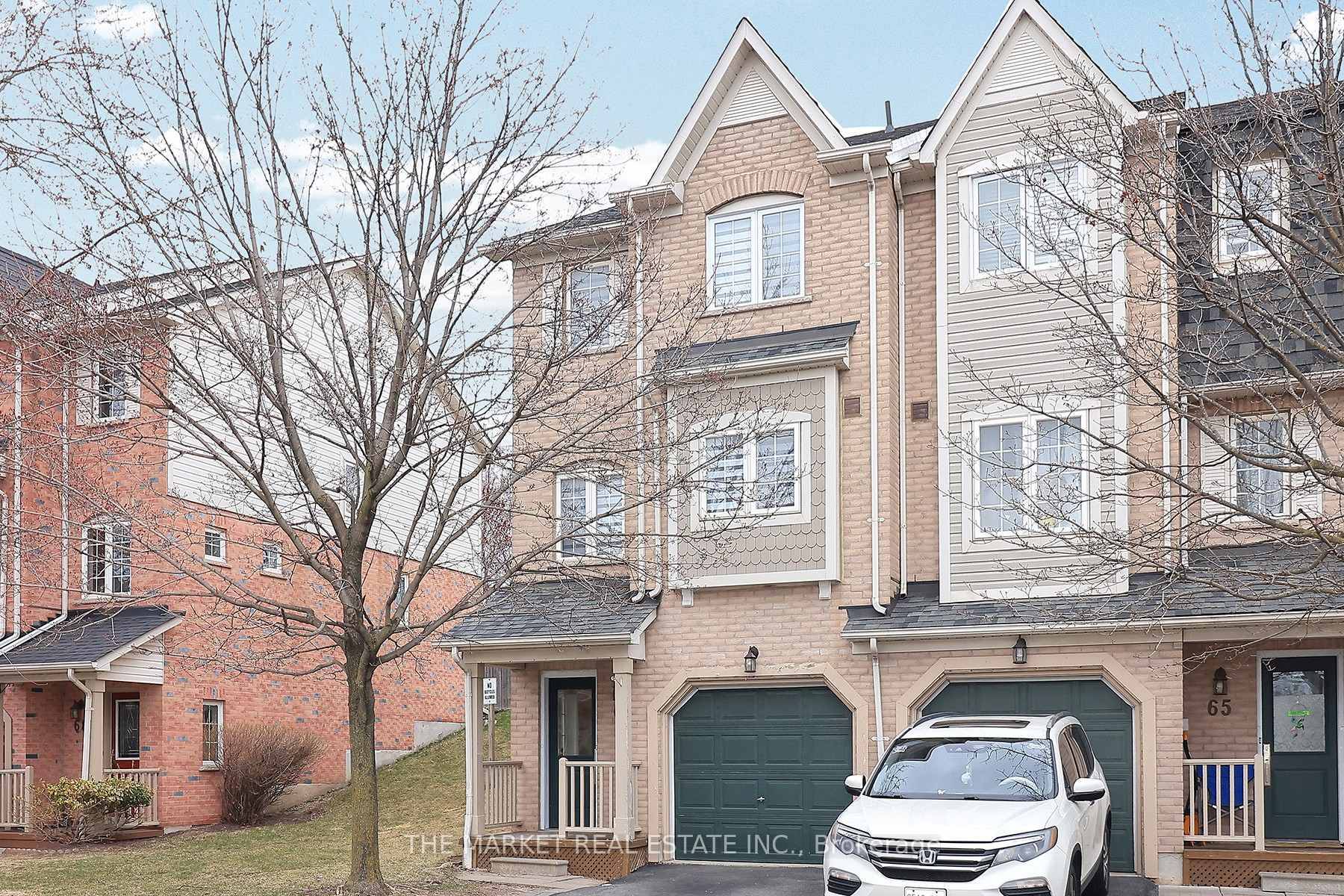 Step into Luxury with this Stunning, Fully Renovated End Unit Condo Townhouse located in the Prestigious Levi Creek Community of Meadowvale Village !
