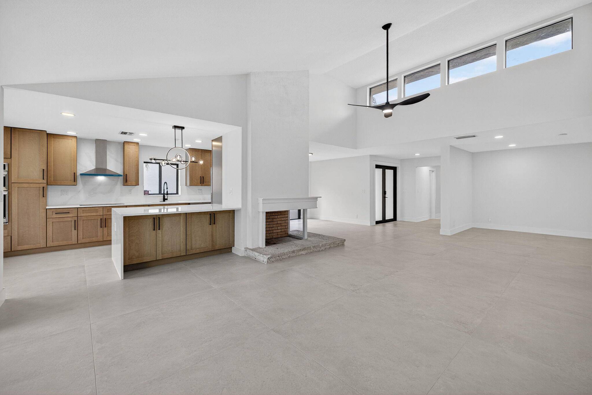 STUNNING FULLY RENOVATED HOME IN PRESTIGIOUS PRADERA !