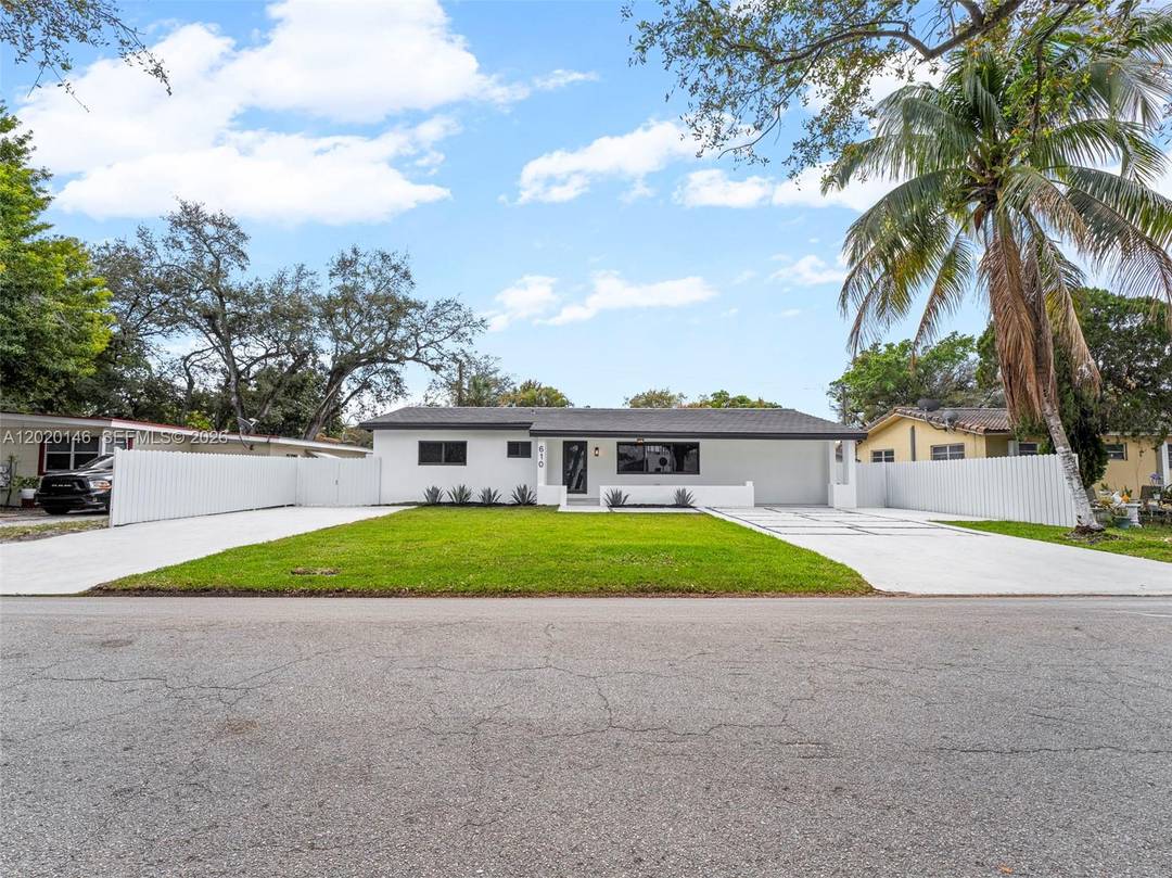 Experience luxury living in this fully renovated, like new modern residence located just 10 minutes from Sunny Isles Beach and only 7 minutes from Aventura Mall.