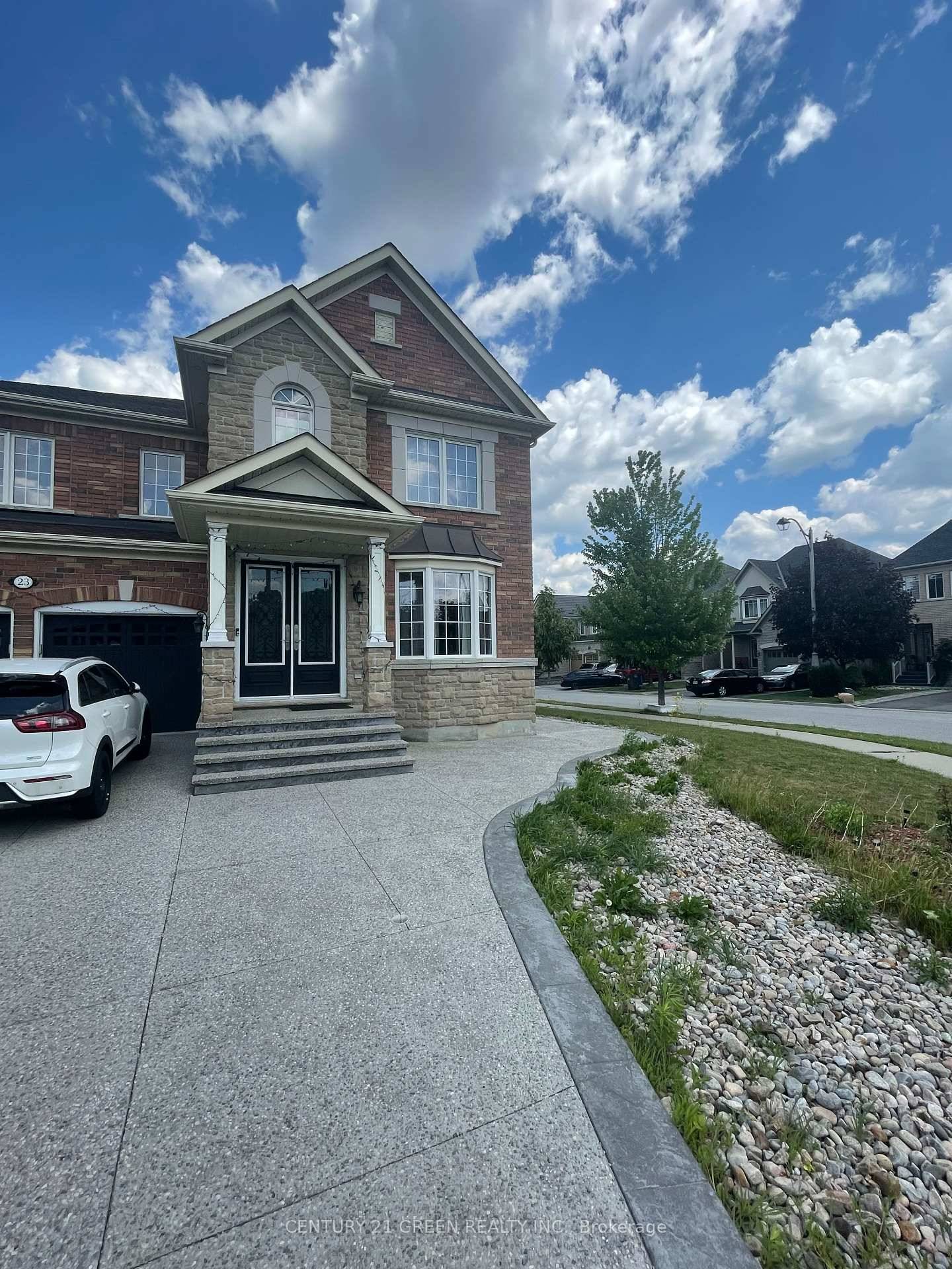 Beautiful Sun Filled All inclusive 1 Bedroom Furnished Lower Level W Self Contained Laundry For Lease !