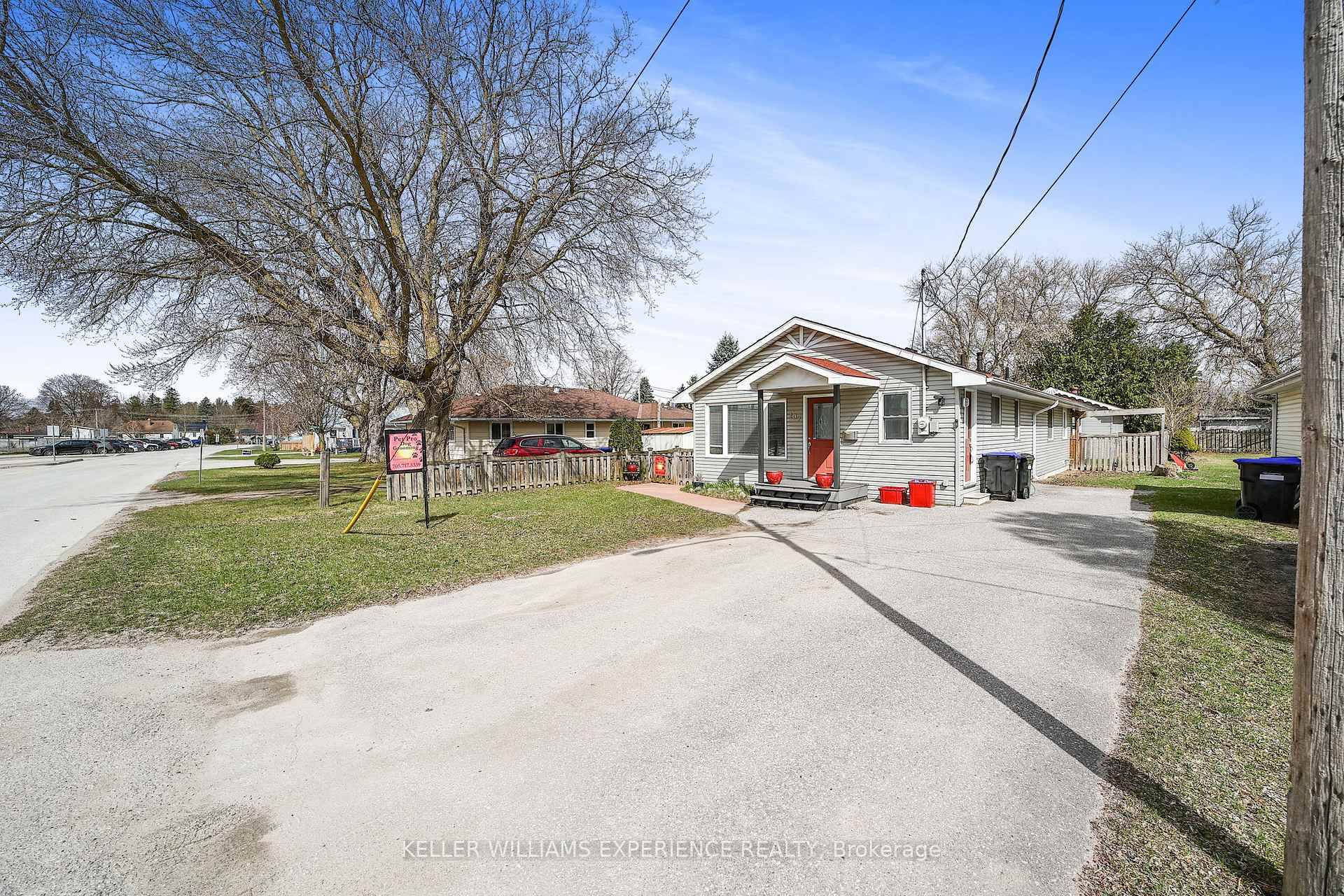 Welcome to 107 Sydenham, an extraordinary family home situated on an extra deep lot, directly across from the towns public school.