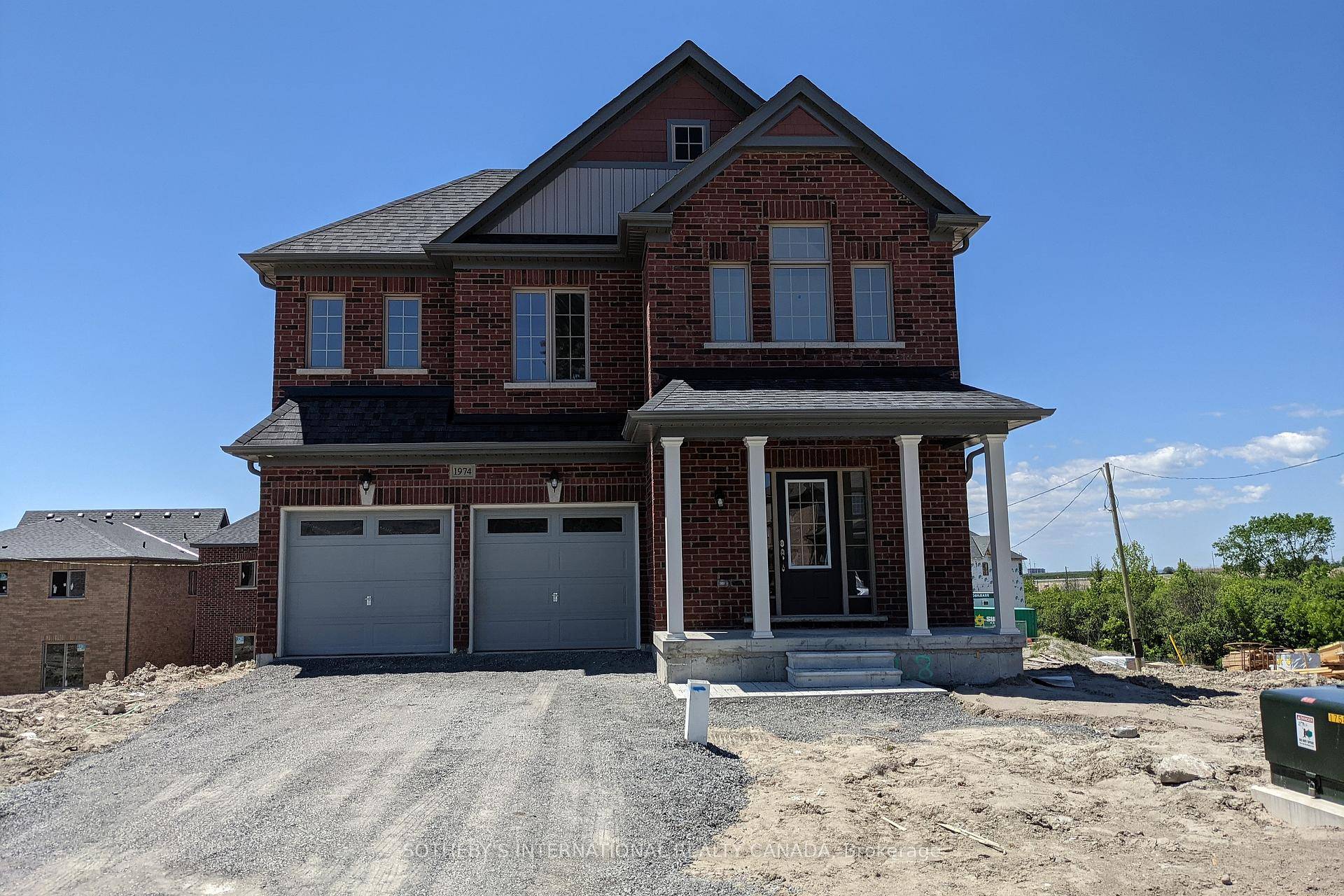 Welcome to this spacious 5 bedroom home, offering nearly 3, 000 sq.