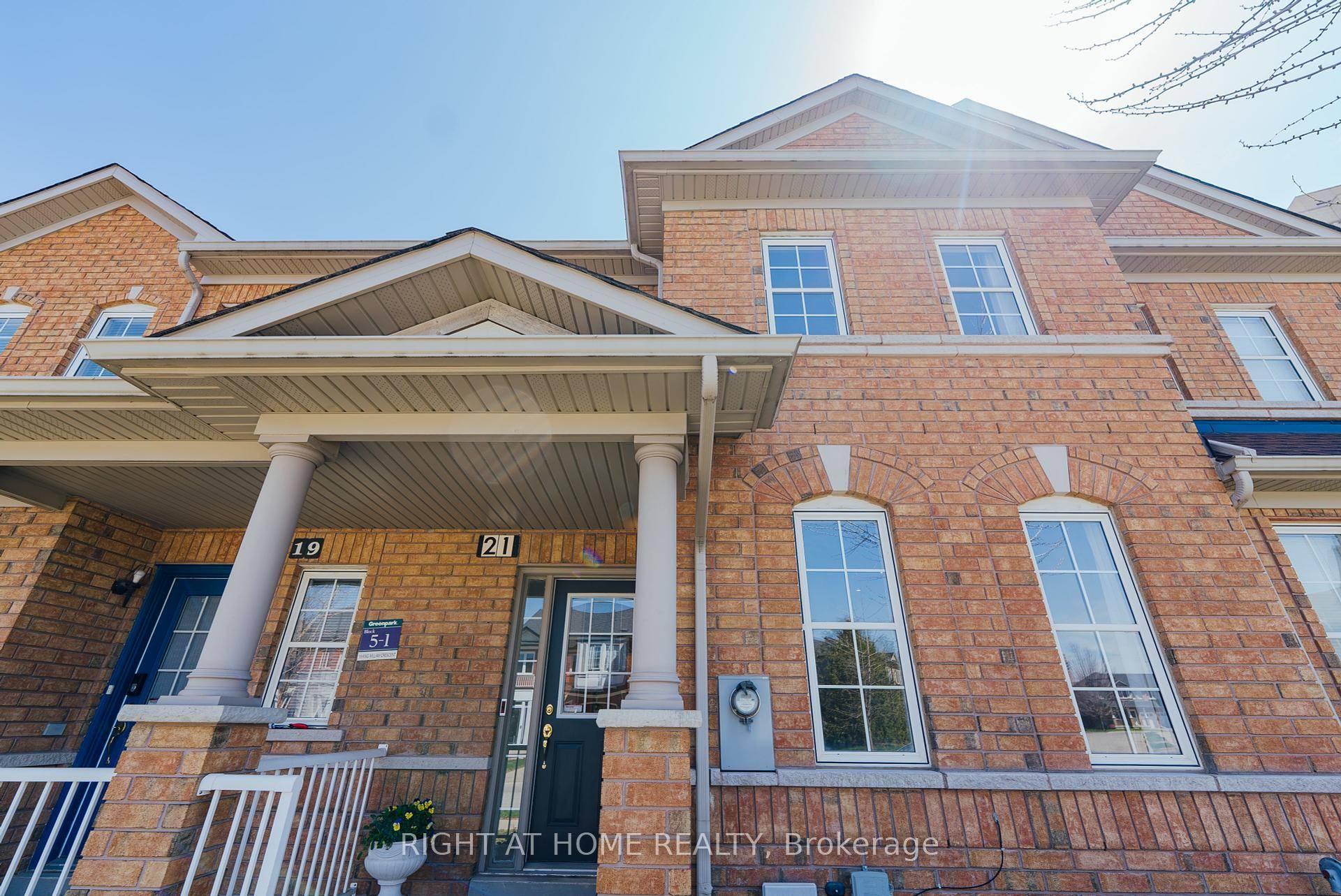 Turn Key Freehold Townhome Along The Future Yonge North Subway Line No POTL amp ; No Common Element Fees !