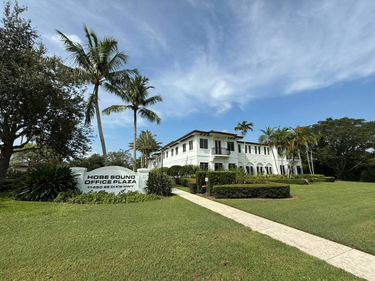 Three suites are currently available for lease within the Hobe Sound Office Plaza, a class B multi tenant office building featuring private restrooms, Covered parking upon request, depending on terms ...