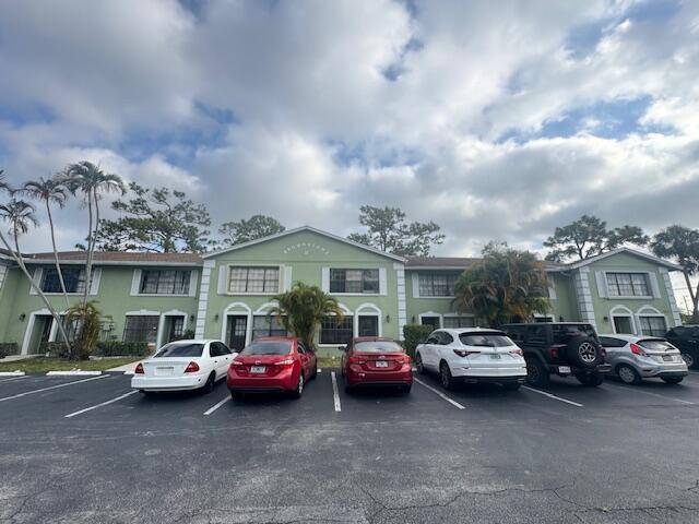 Beautiful TOWNHOME in West Palm Beach !