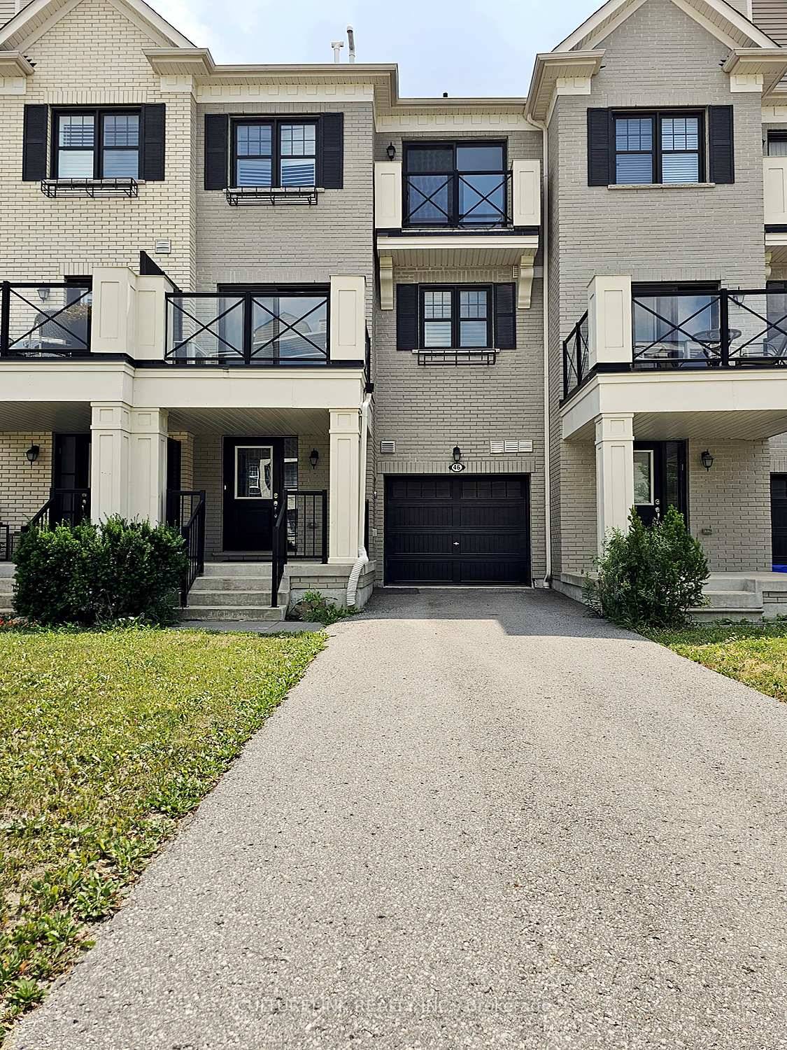 Freehold Townhome with no POTL fee's to manage.