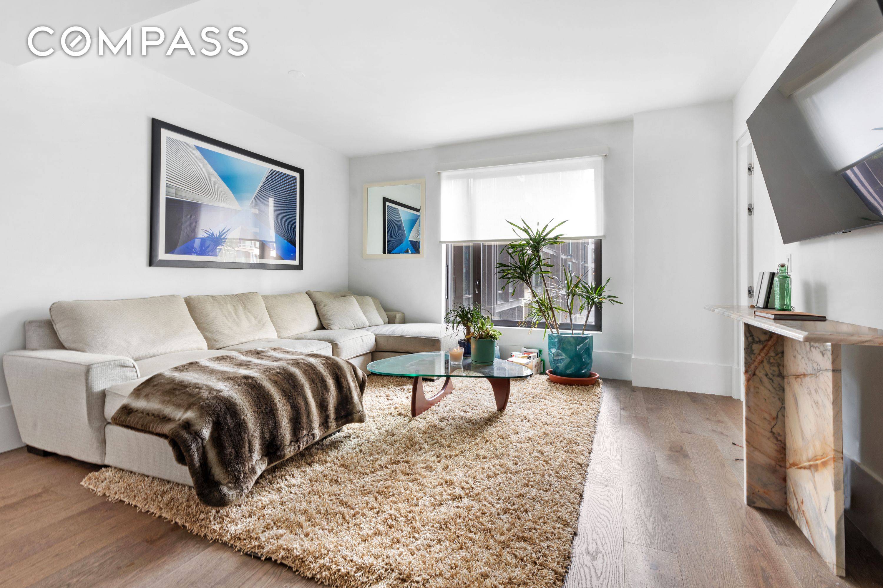 Welcome to The Oosten's most attractive 2 Bedroom, 2 Bathroom home.