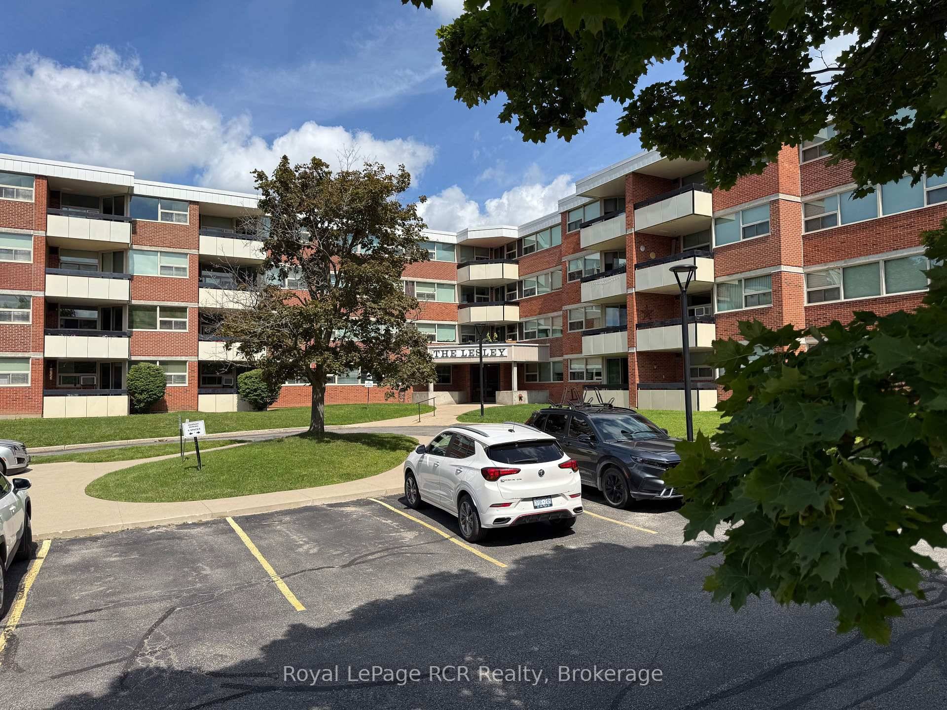 Welcome to this south facing unit in The Lesley, a well maintained building set in a quiet and desirable location.