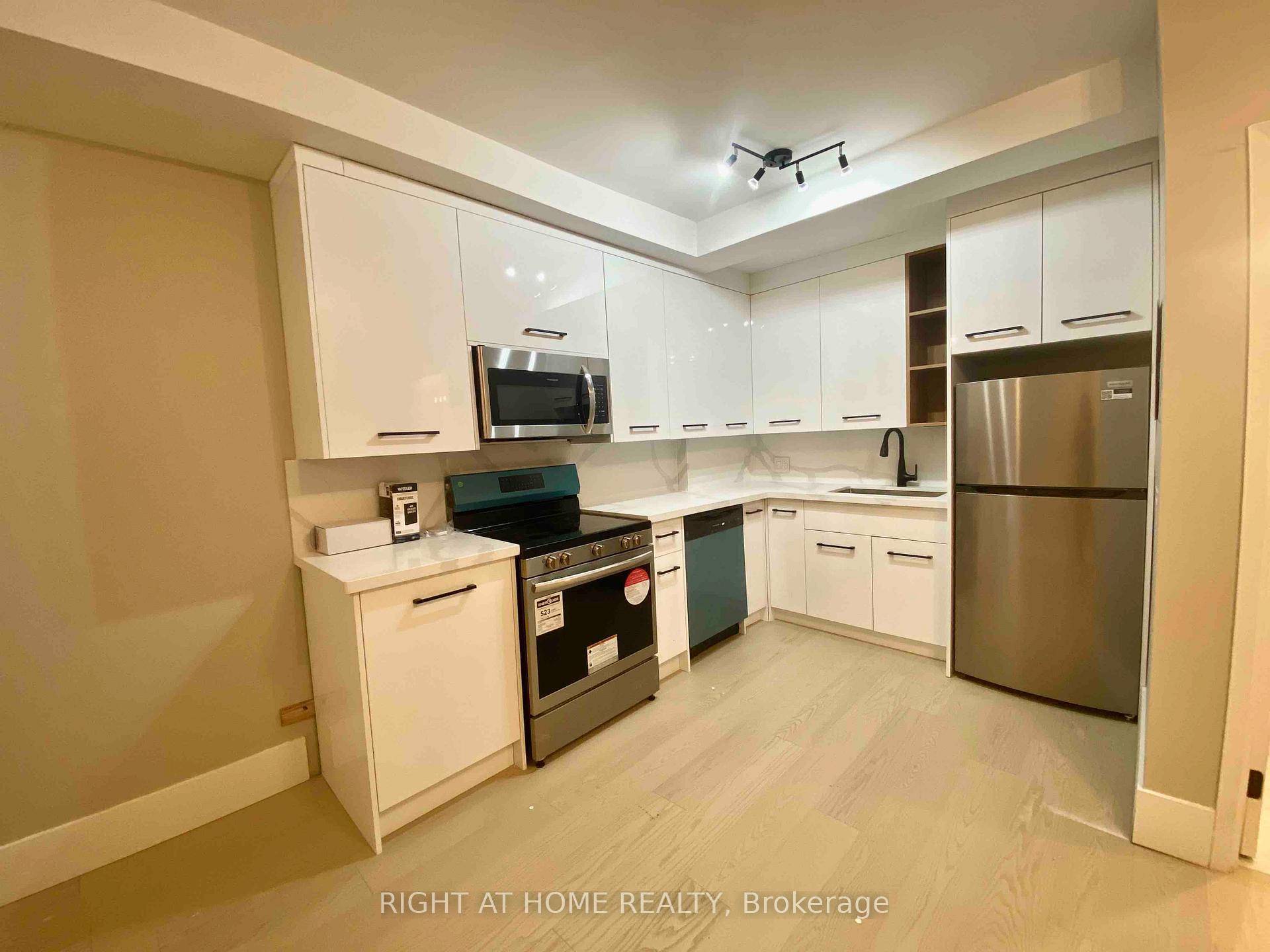renovated 2 bedroom apartment, located on Bloor Street, offers the perfect blend of modern living and convenience.