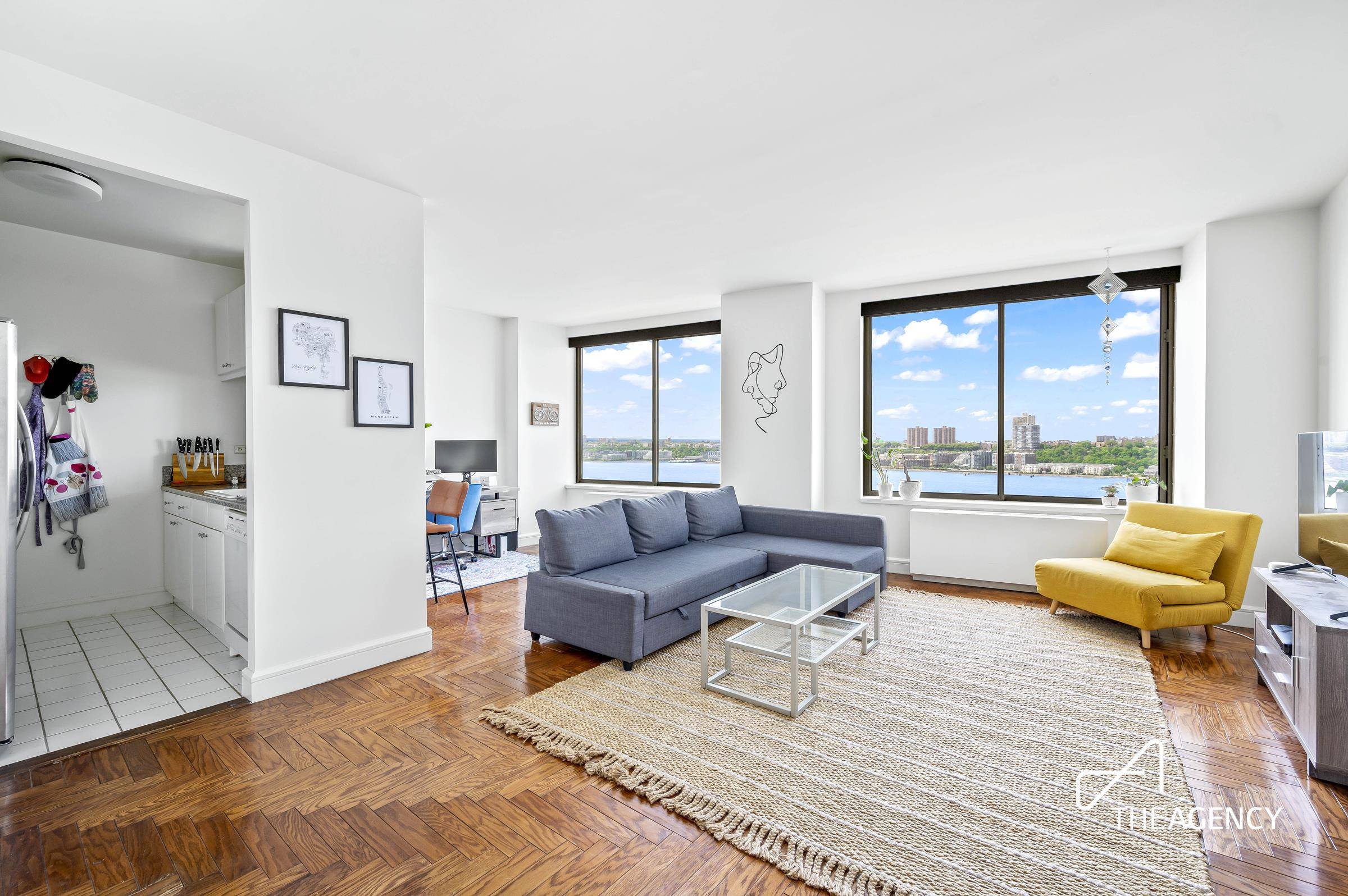 INCREDIBLE panoramic, direct Hudson River views from each room in this oversized Junior 4 with 1.