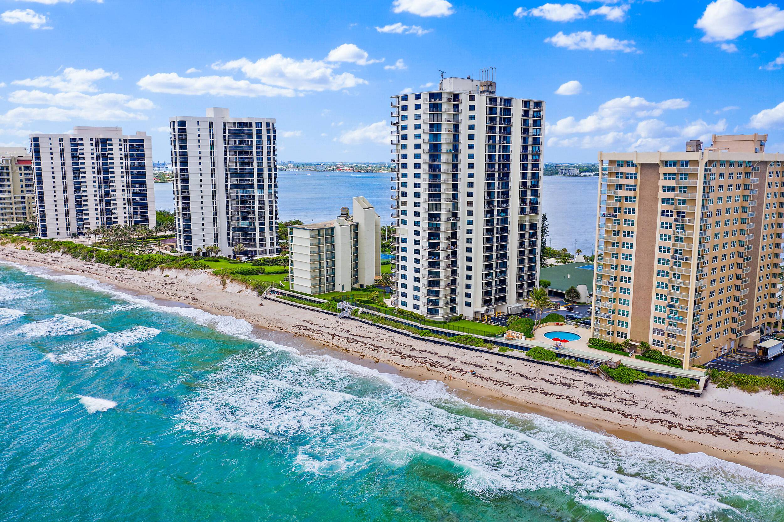 Enjoy the sparkling turquoise blue water put your toes in the sand just steps away from your front door !