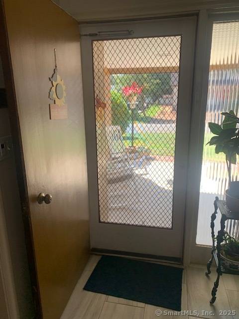 Beautiful Ranch house located down the Street from Shuttle Meadow Country Club.