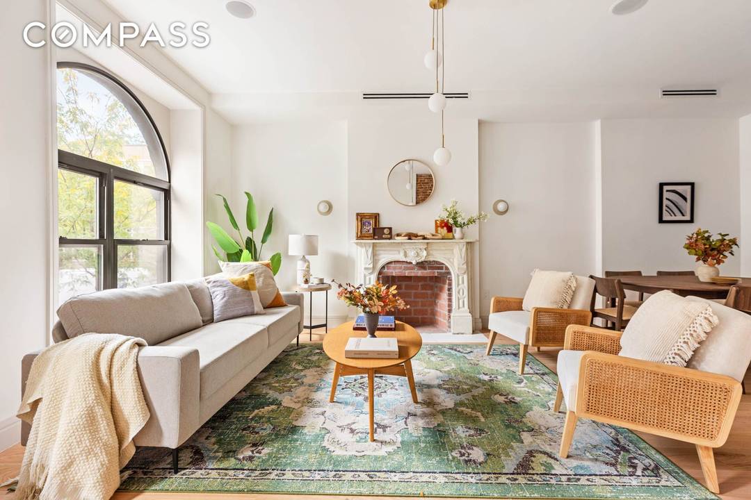 Originally built in 1899, 768 Halsey Street has been meticulously transformed into a beautifully designed two family townhouse that perfectly balances classic brownstone charm with modern sophistication.