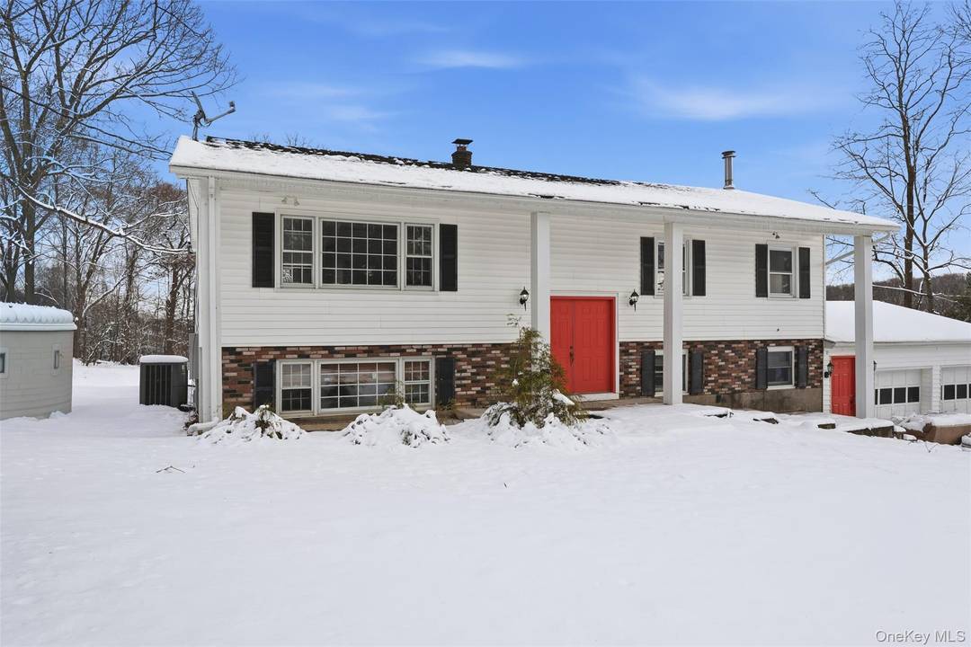 Elite Yorktown Heights Rental Turn Key Luxury with All Utilities Included.