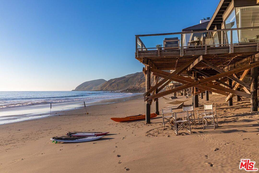 42602  Pacific Coast Hwy Malibu LA