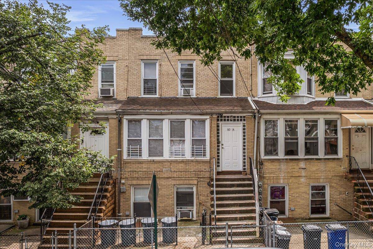 Great investment opportunity, three story building plus a basement with a private backyard, close to public transportation, shopping, schools, restaurants, and highways.