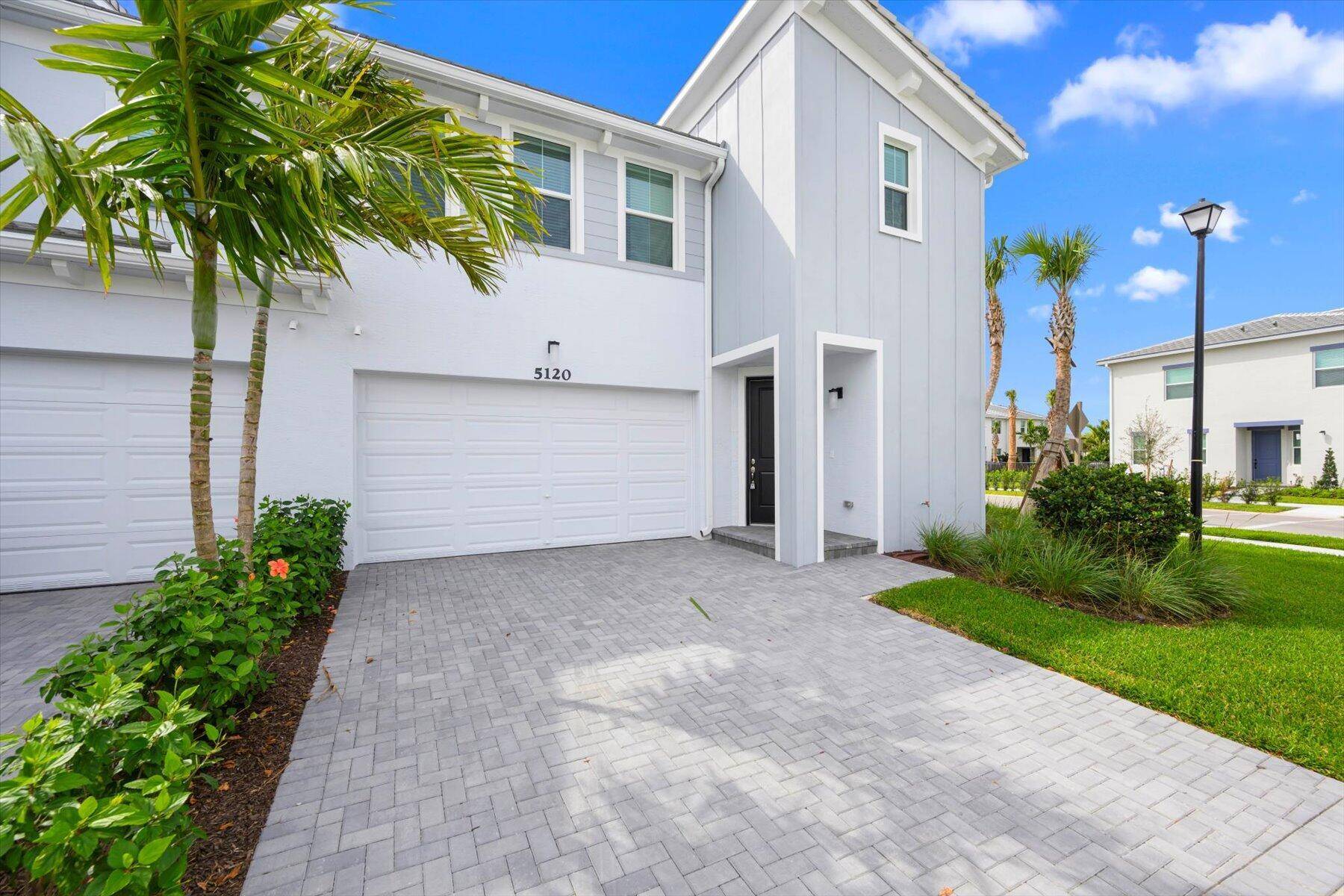 Beautiful Newer Built Corner Townhome !