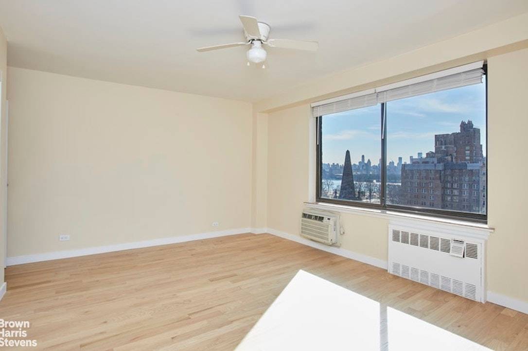 Welcome to 19V a stunning south facing one bedroom apartment with gorgeous views of Central Park and beyond !