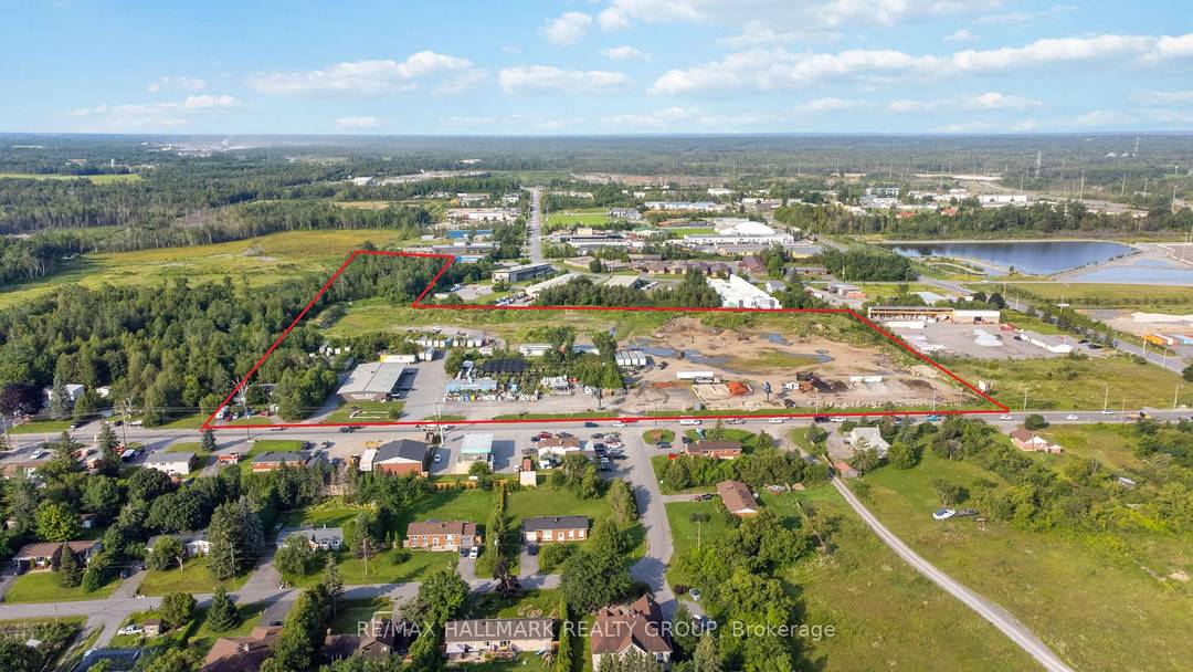 Prime 20 acre parcel strategically situated in the rapidly growing Stittsville Ottawa area, offering direct access to Highway 417.