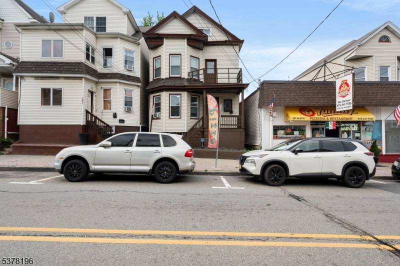 N 8Th St Prospect Park Boro New Jersey Two-Story