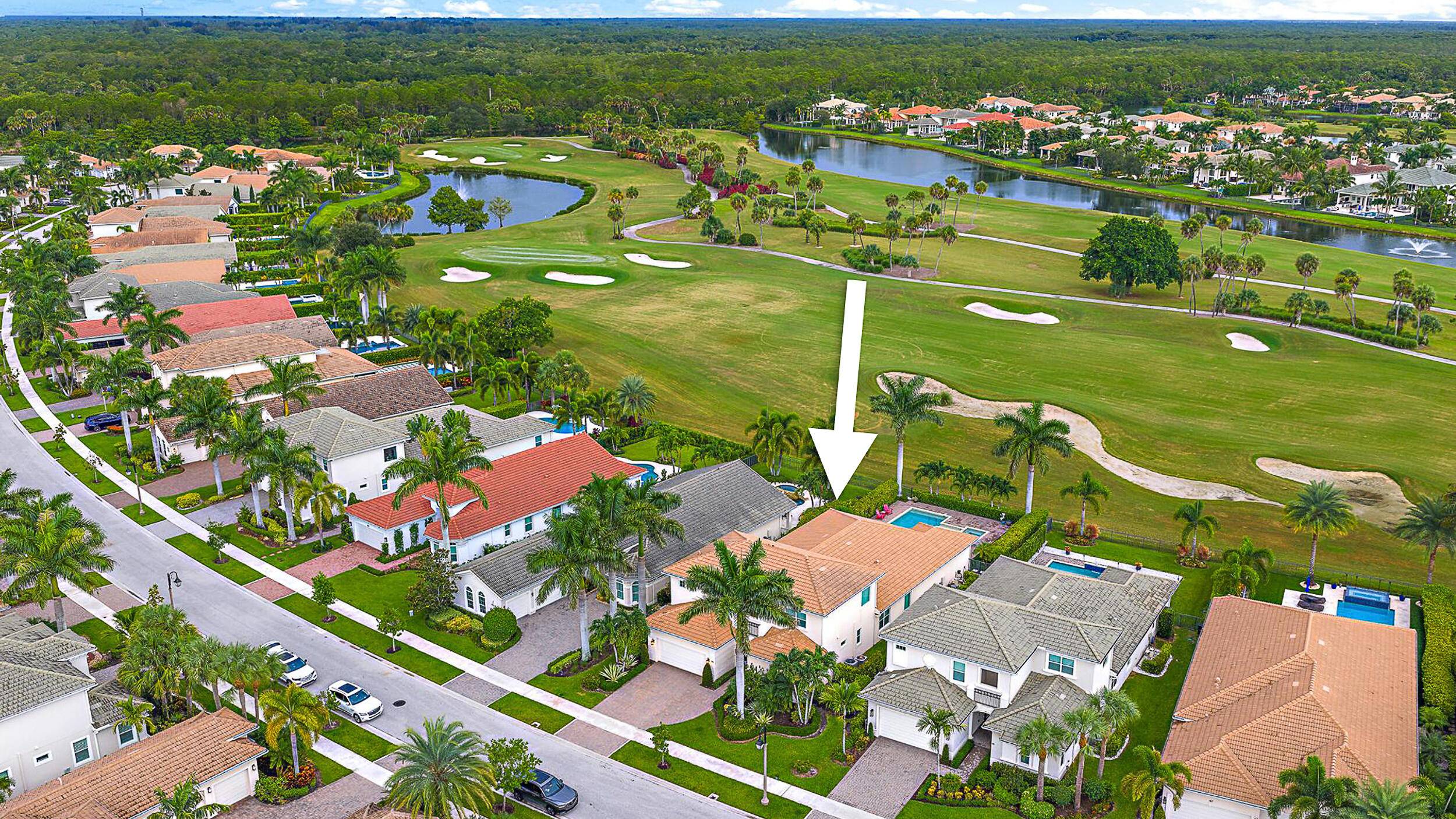 Elegant Golf Course Estate with Immediate Full Golf Membership !