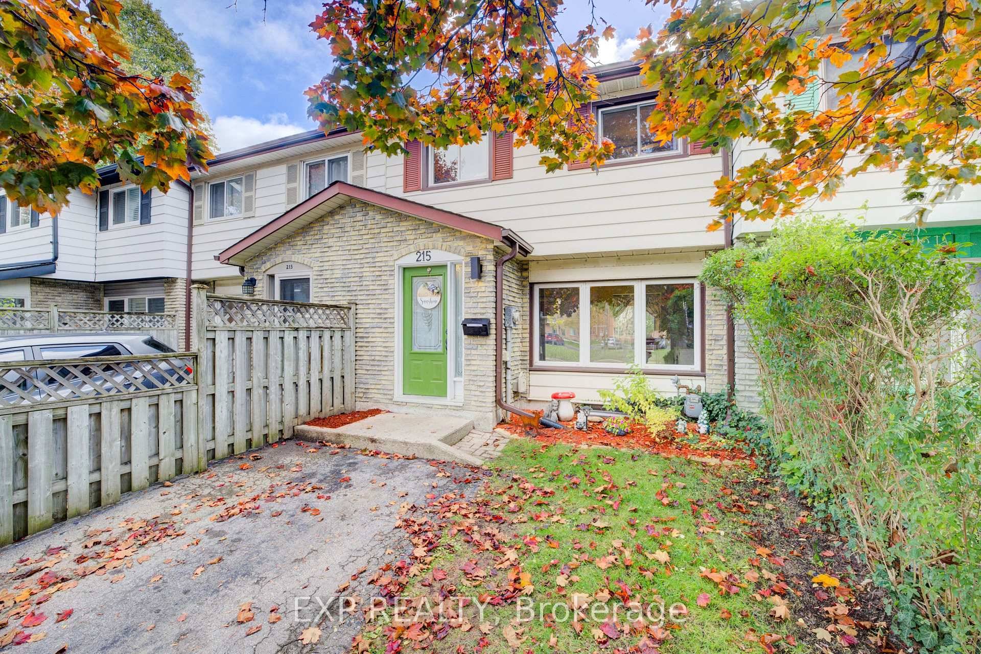 Welcome to 215 Preston Parkway, a move in ready, updated townhouse in a convenient Cambridge location.