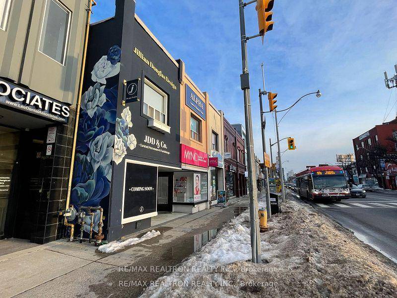Prime Commercial Space for Lease in Lawrence Park North, the most Afluent neighbourhood in Toronto.
