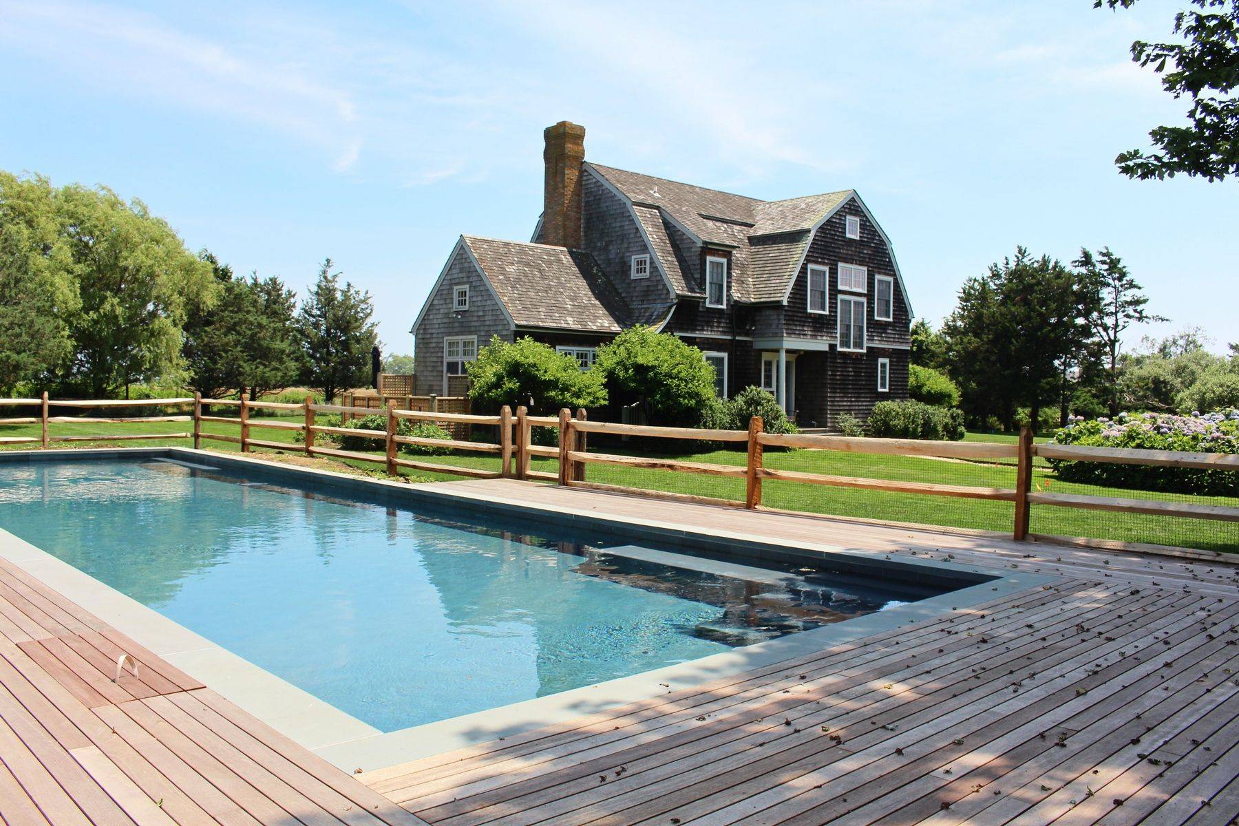 Sagaponack 3 Bedroom Home With Pool in Amazing Location