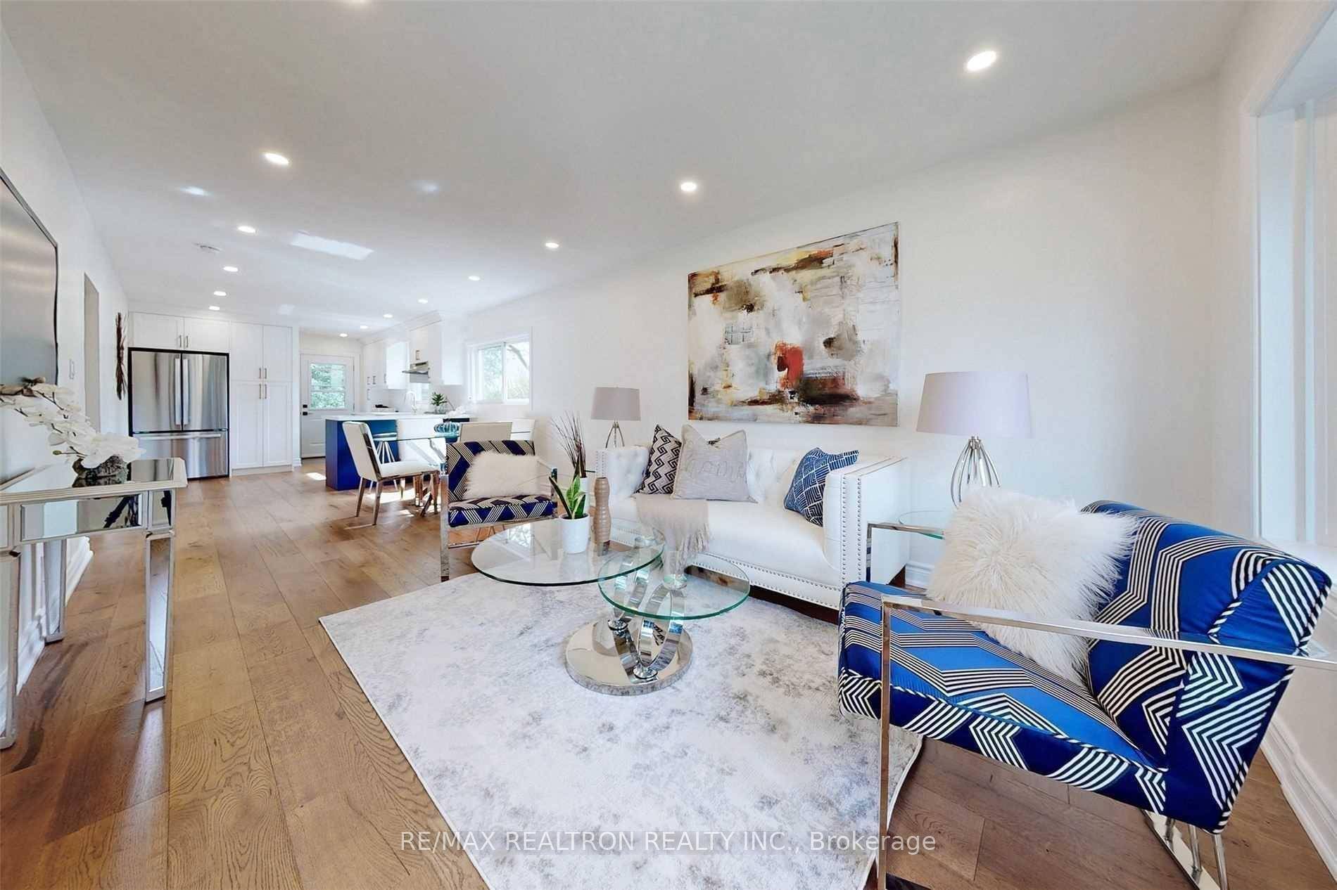 Gorgeous Fully Renovated Home On Large 40 Ft X 115 Ft Lot In Desirable Area !