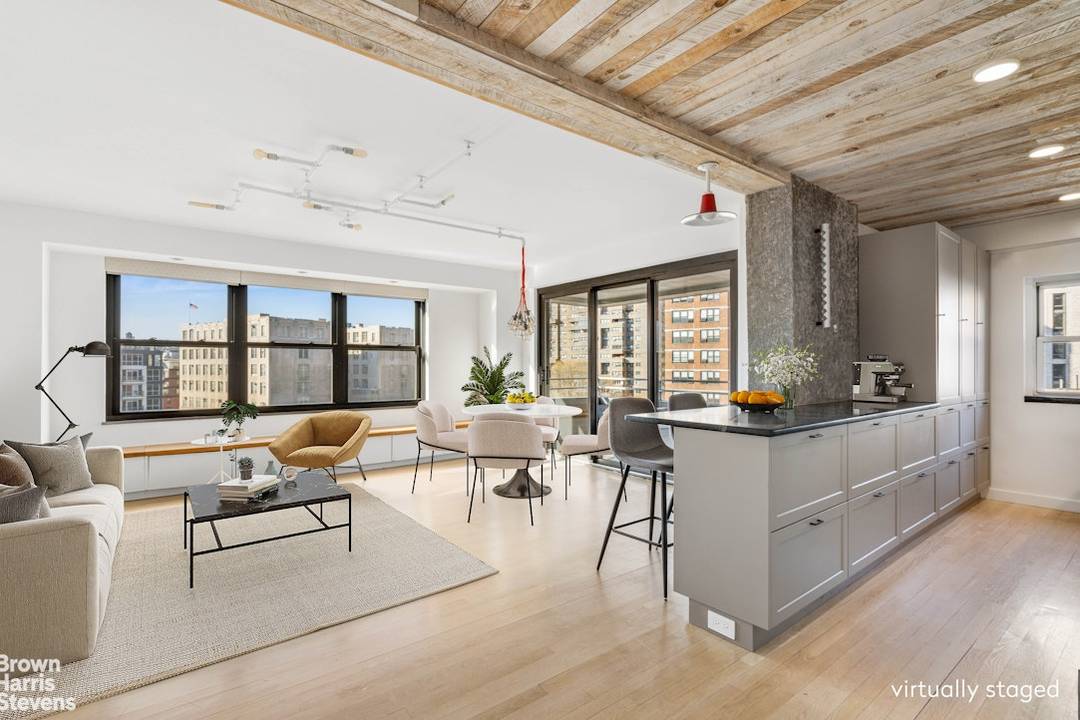 Fully renovated 2BR 2BA home in Seward Park Co op !