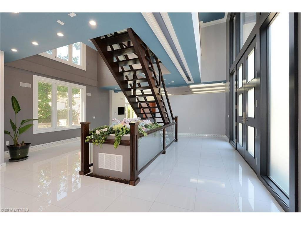 LUXURIOUS LIVING MINUTES AWAY FROM MANHATTAN in this spectacular 7800 sq.
