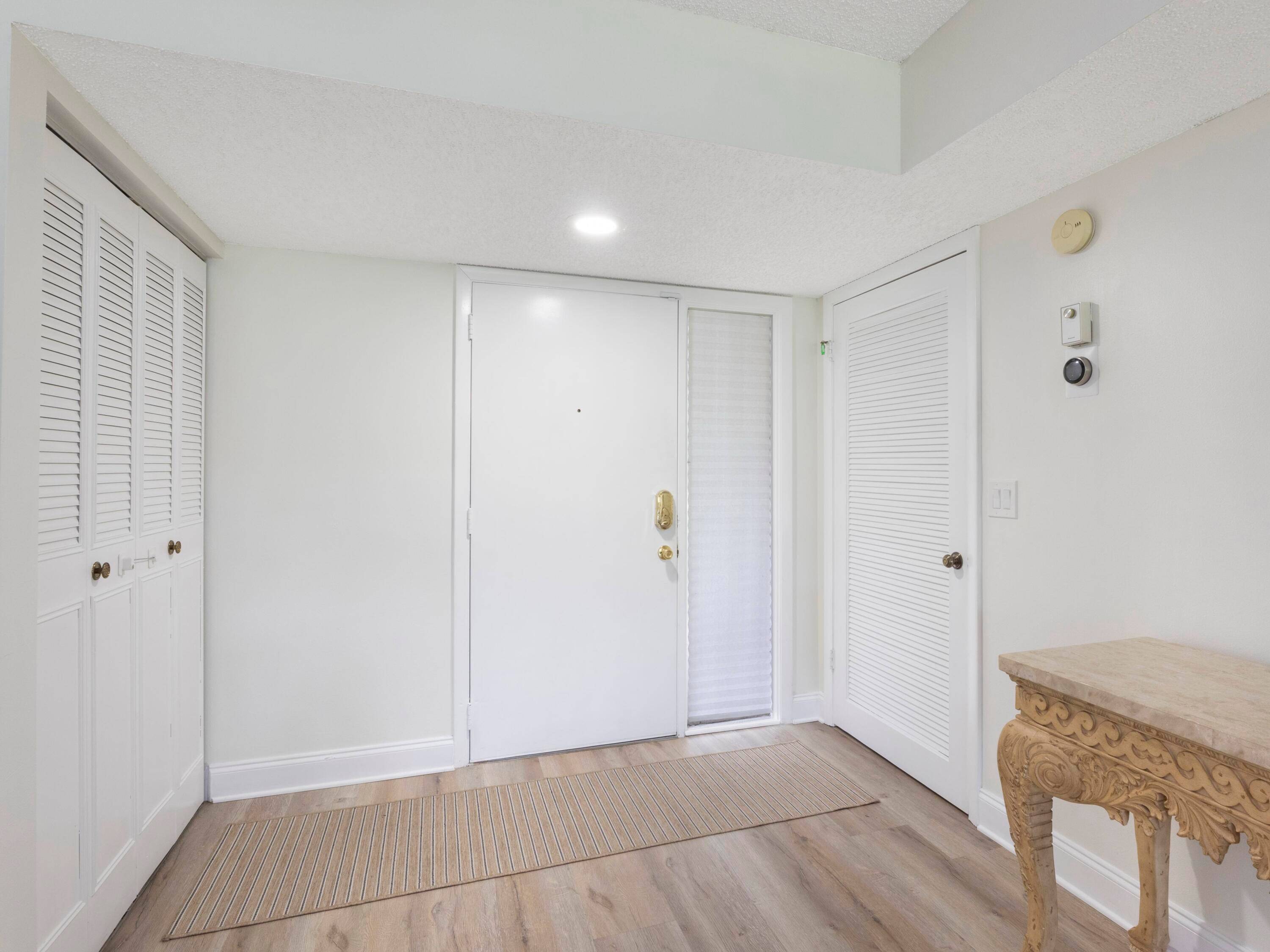 Welcome to this beautifully updated 2 bed, 2 bath, 2nd floor condo located in the highly sought after 55 Green Lakes community within the prestigious Indian Spring Country Club in ...