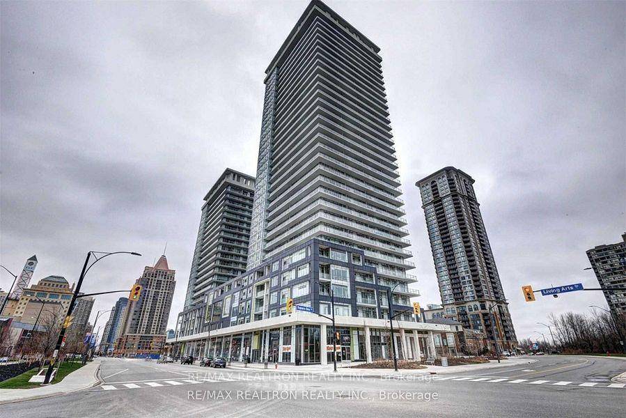Absolutely Gorgeous Daniel Award Winning Limelight North Tower Condos With Incredible View !