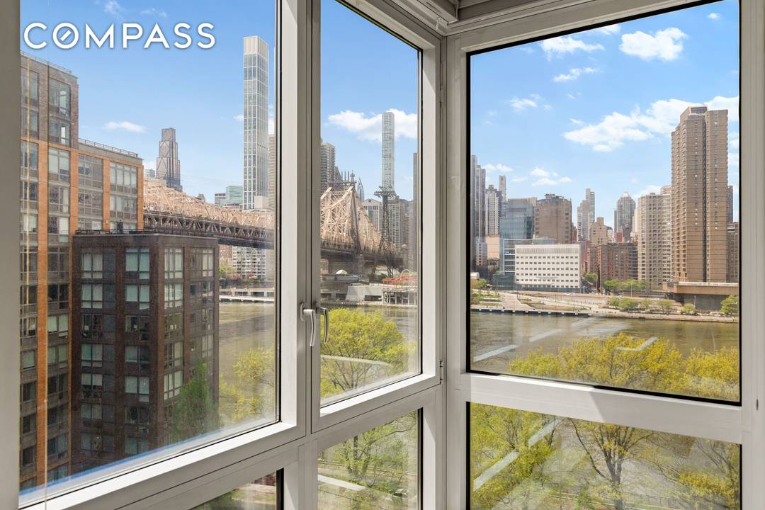 Renovated oversized 1 Bedroom 1.