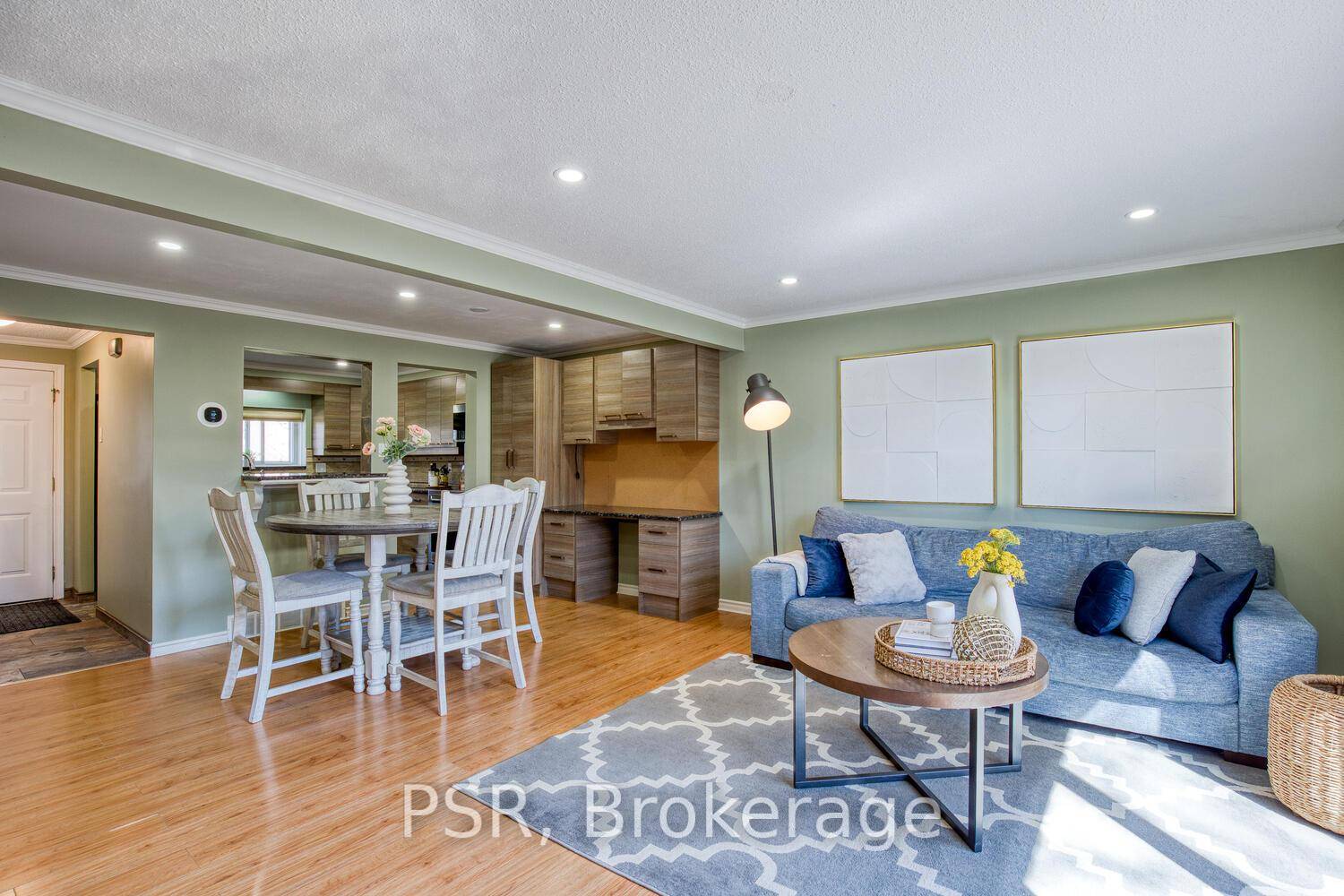 OPEN HOUSE Saturday 2 4 PM !