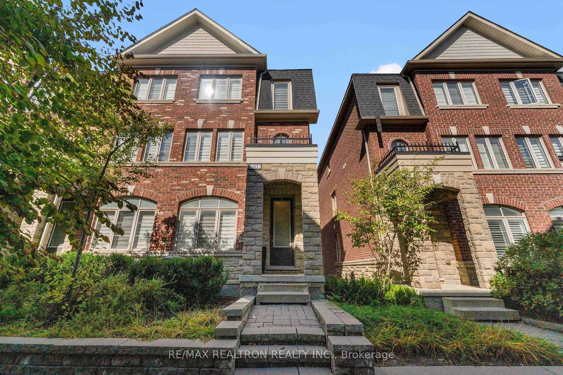 Luxurious End Unit Townhome With A Terrace South Of Major Mac In Prime Mackenzie Ridges !