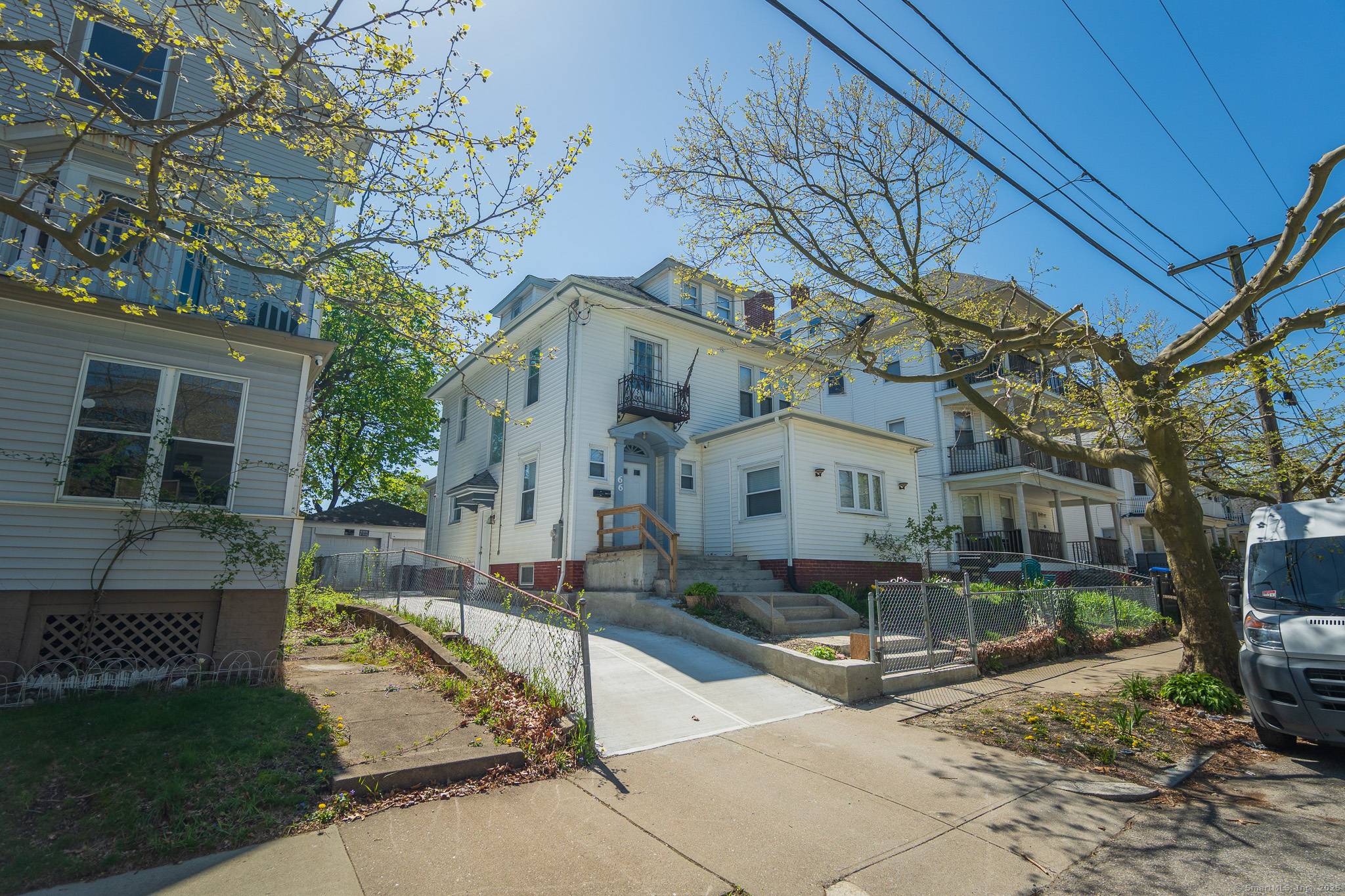 This spacious Bungalow is adjacent to Roger Williams Park in Providence !