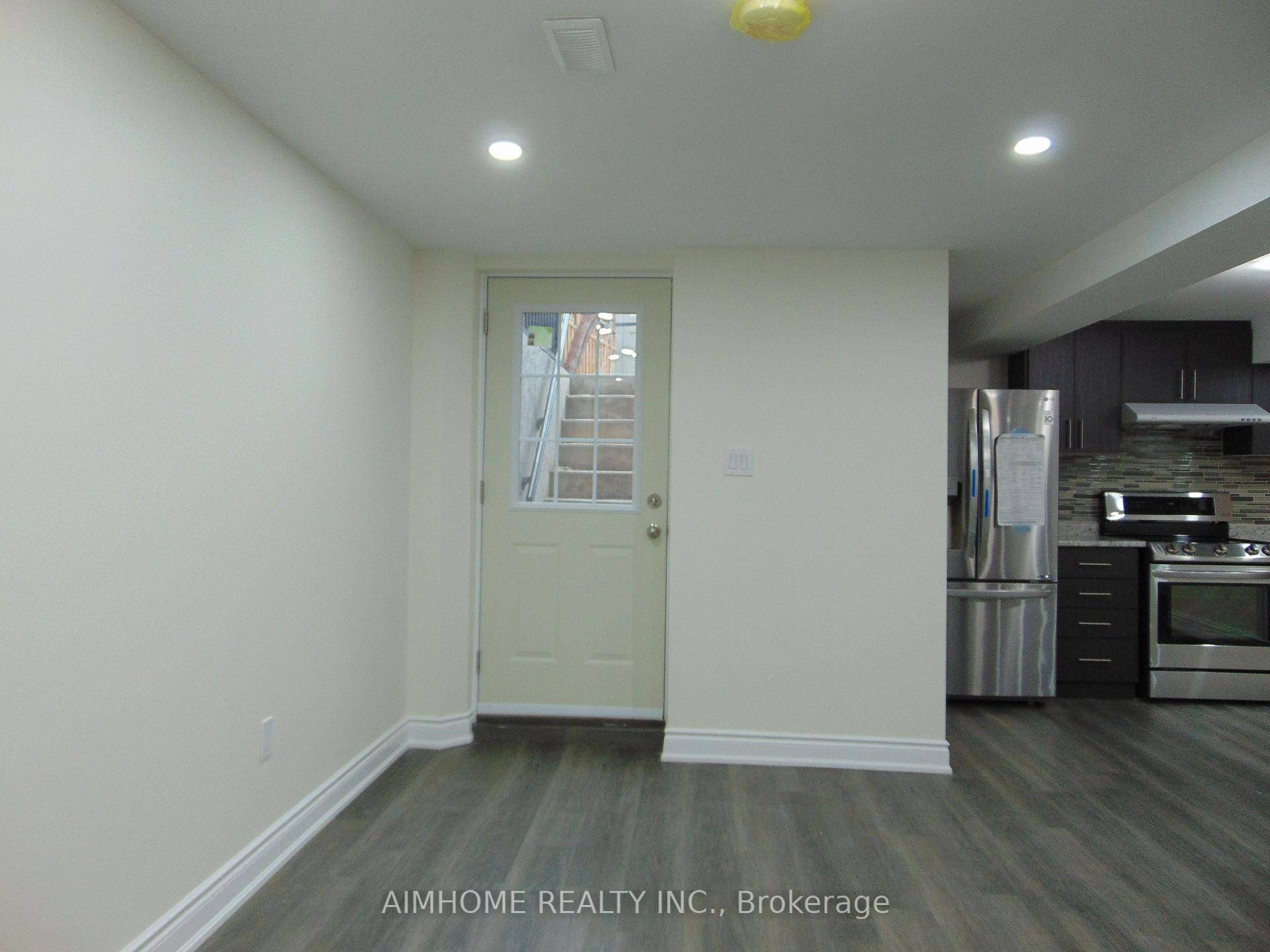 Welcome to the legal basement apartment of 2450 Credit Valley Rd.