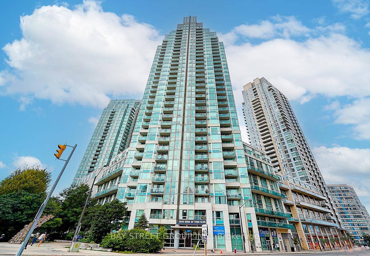 Situated in the vibrant heart of Mississauga, directly across from Square One, this prestigious corner unit condo offers an unbeatable blend of luxury, comfort, and convenience.