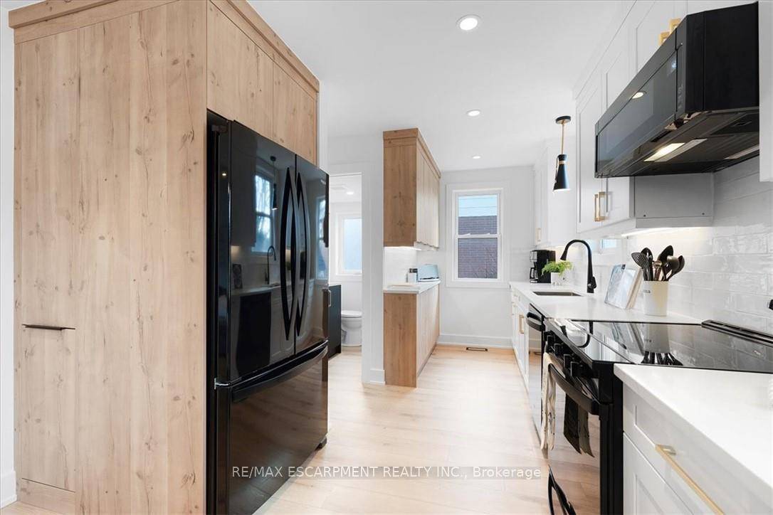 Discover 94 West 32nd Street, nestled in Hamilton's coveted Westcliffe neighborhood.