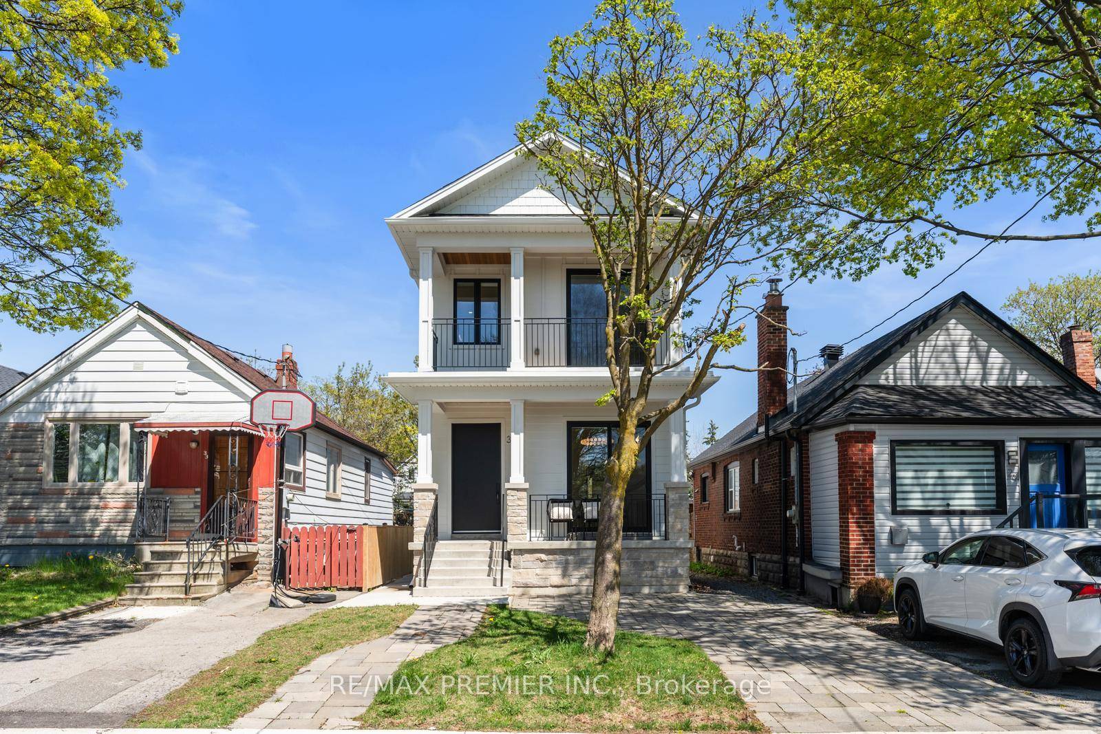 Designer New Build In South Etobicoke's New Toronto Community.