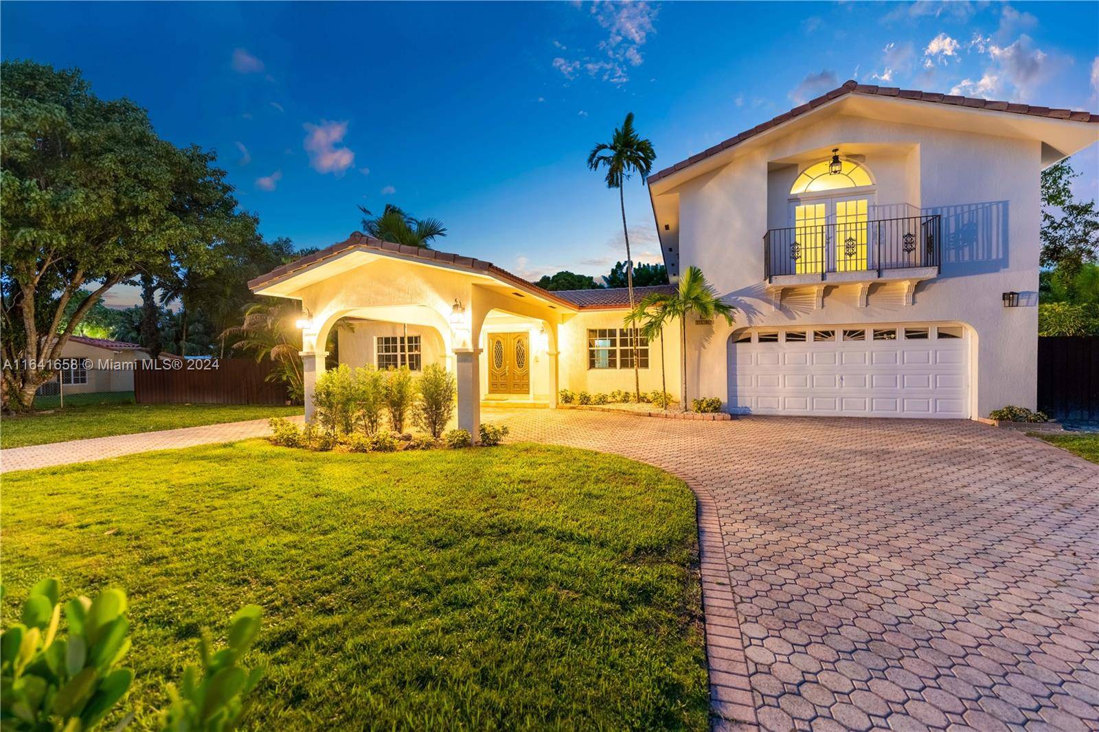 Welcome to this stunning 5 bedroom, 4 bathroom home nestled in the sought after Glenvar Heights neighborhood.