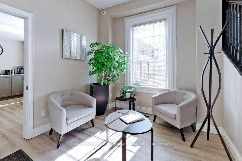 Private Office space for Rent in Booming Downtown OshawaBeautiful Victorian office space featuring high ceilings and 2 bay windows.